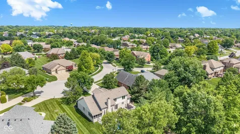 4015 Highland Park Drive Greenwood IN 46143