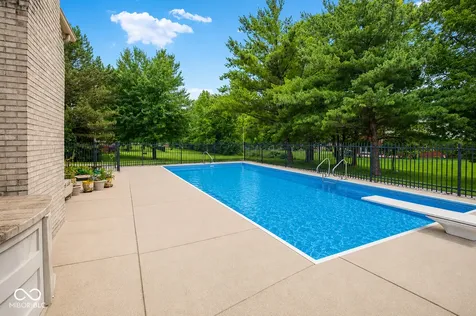 4015 Highland Park Drive Greenwood IN 46143