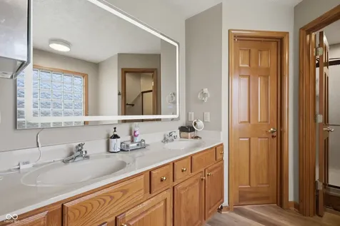 4015 Highland Park Drive Greenwood IN 46143