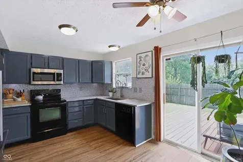 6105 Lakeside Manor Avenue Indianapolis IN 46254