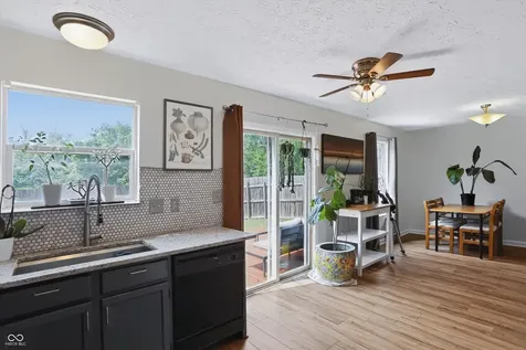 6105 Lakeside Manor Avenue Indianapolis IN 46254