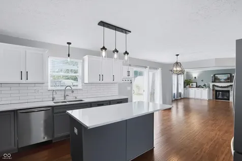 8720 New Heritage Drive Indianapolis IN 46239