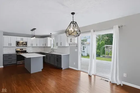 8720 New Heritage Drive Indianapolis IN 46239