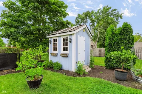 8720 New Heritage Drive Indianapolis IN 46239