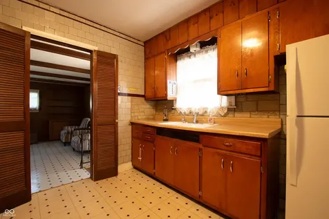 2636 E 40th Street Indianapolis IN 46205