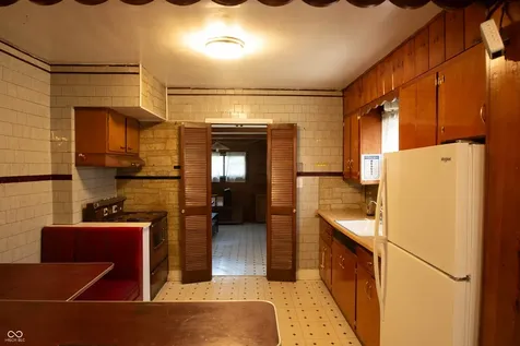 2636 E 40th Street Indianapolis IN 46205