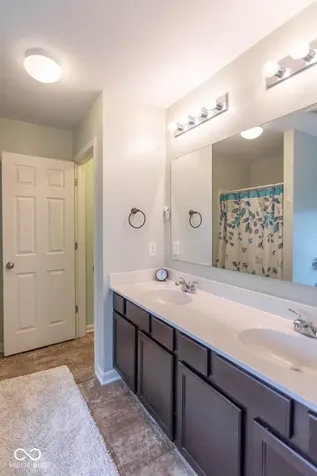 2448 Sandi Drive Avon IN 46123
