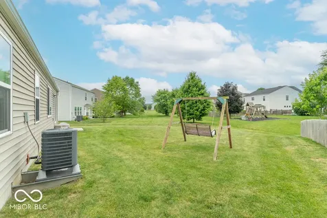 2448 Sandi Drive Avon IN 46123