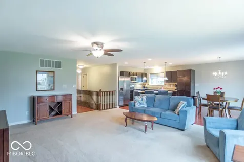 2448 Sandi Drive Avon IN 46123
