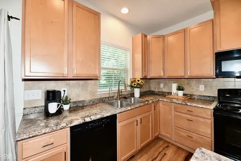 15094 Bentfield Court Fishers IN 46037