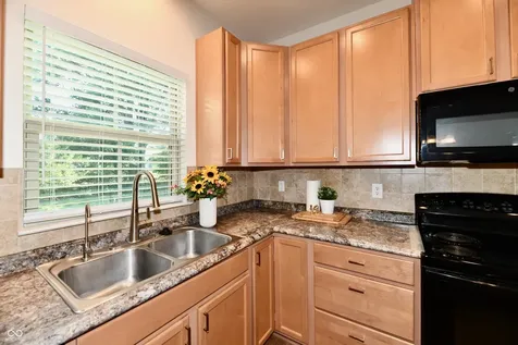 15094 Bentfield Court Fishers IN 46037