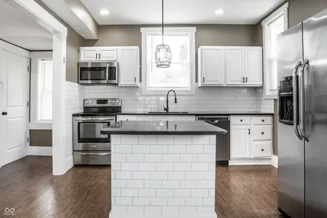 812 E 40th Street Indianapolis IN 46205