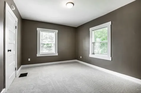 812 E 40th Street Indianapolis IN 46205