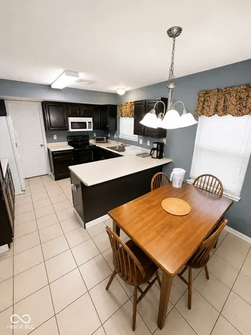4060 Crabtree Indianapolis IN 46235