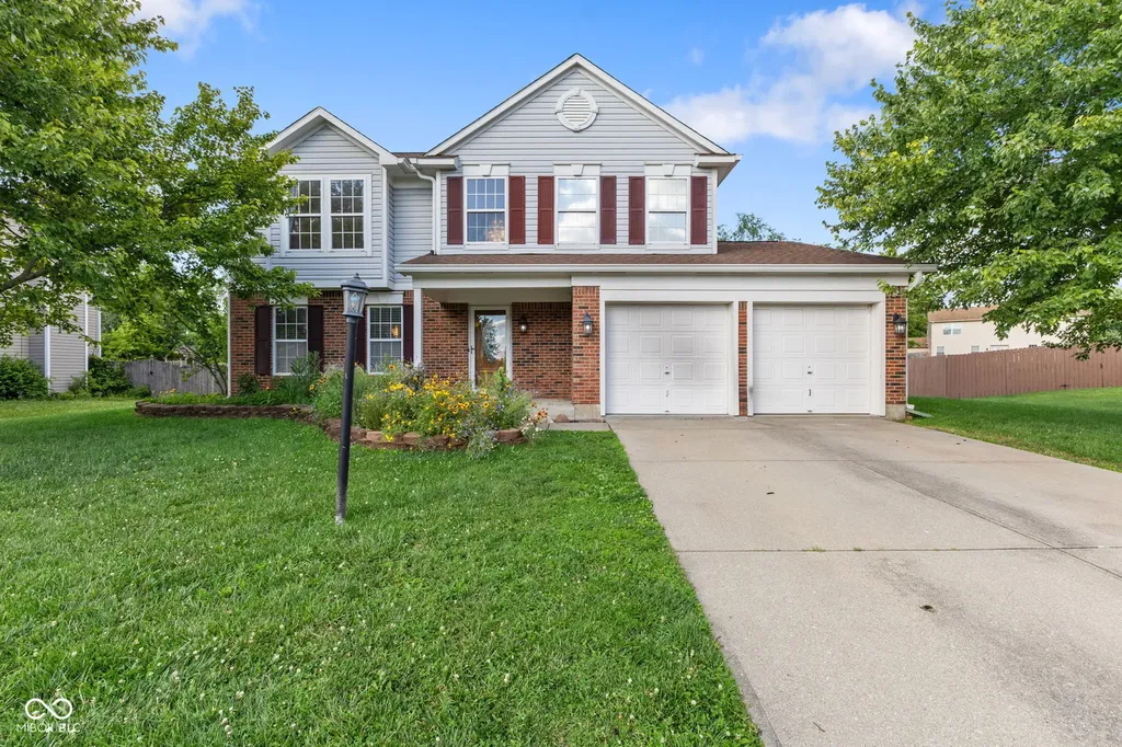 643 Creston Point Circle Indianapolis IN 46239