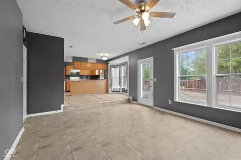 643 Creston Point Circle Indianapolis IN 46239