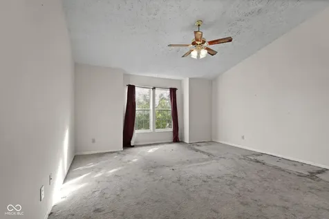 643 Creston Point Circle Indianapolis IN 46239