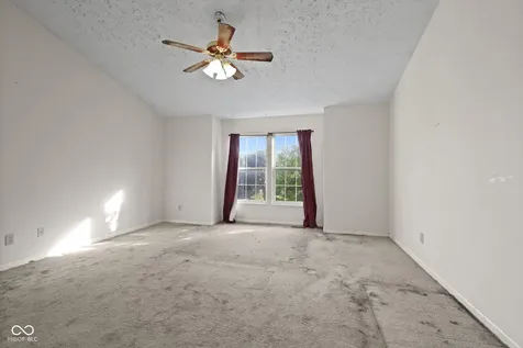 643 Creston Point Circle Indianapolis IN 46239