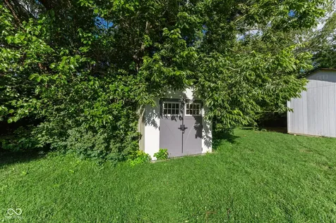 643 Creston Point Circle Indianapolis IN 46239