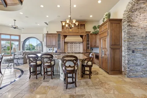 13371 Marjac Way Fishers IN 46055