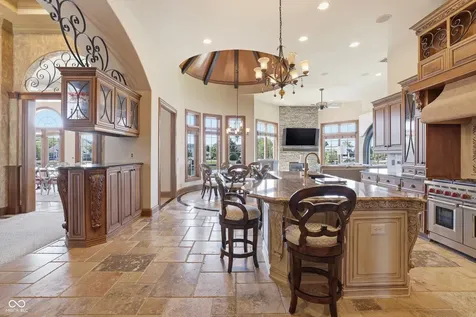 13371 Marjac Way Fishers IN 46055