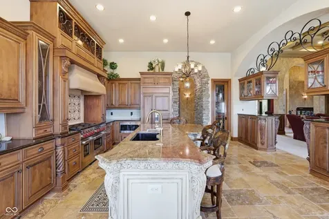 13371 Marjac Way Fishers IN 46055