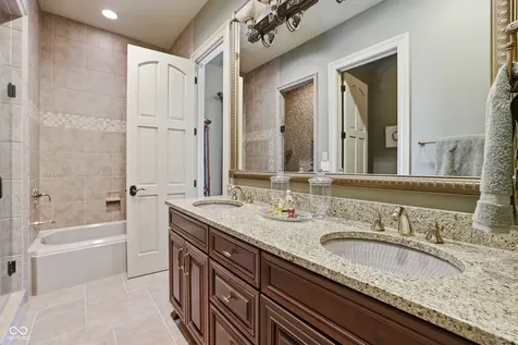 13371 Marjac Way Fishers IN 46055