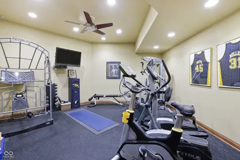 13371 Marjac Way Fishers IN 46055