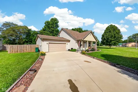 1098 Wilson Way Franklin IN 46131