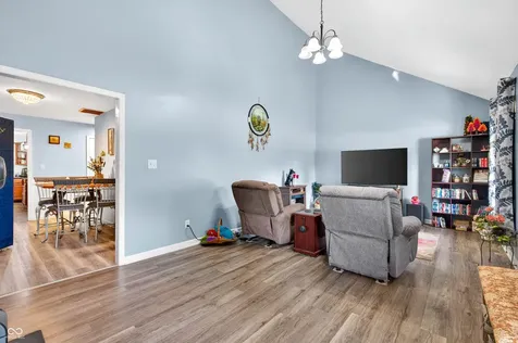 1098 Wilson Way Franklin IN 46131