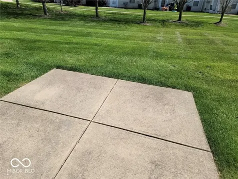 9435 Tanhurst Drive Indianapolis IN 46250