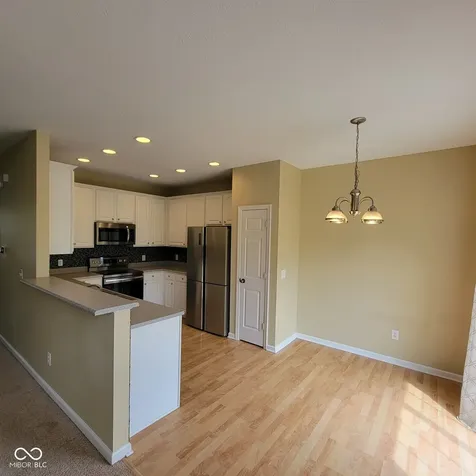 9435 Tanhurst Drive Indianapolis IN 46250