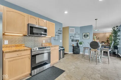 5044 Haywood Lane Plainfield IN 46168