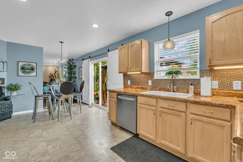 5044 Haywood Lane Plainfield IN 46168