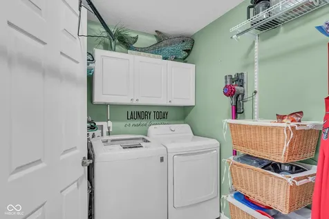 5044 Haywood Lane Plainfield IN 46168