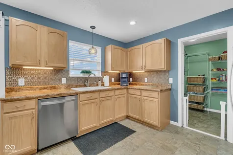 5044 Haywood Lane Plainfield IN 46168