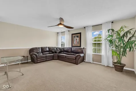 5044 Haywood Lane Plainfield IN 46168