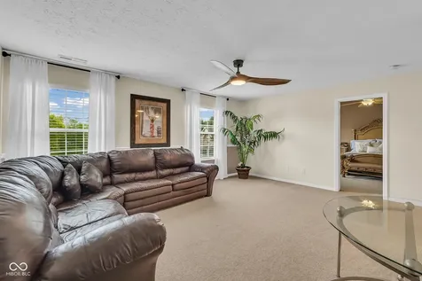 5044 Haywood Lane Plainfield IN 46168