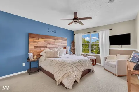 5044 Haywood Lane Plainfield IN 46168