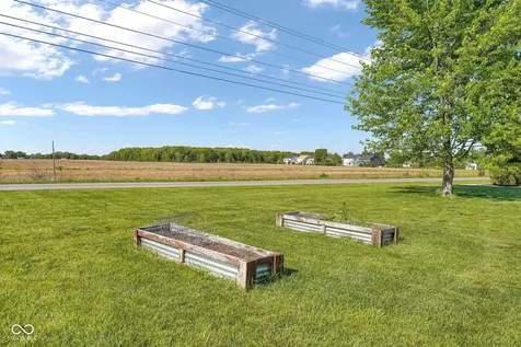 5044 Haywood Lane Plainfield IN 46168