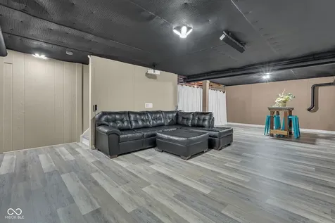 5044 Haywood Lane Plainfield IN 46168