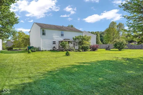 5044 Haywood Lane Plainfield IN 46168
