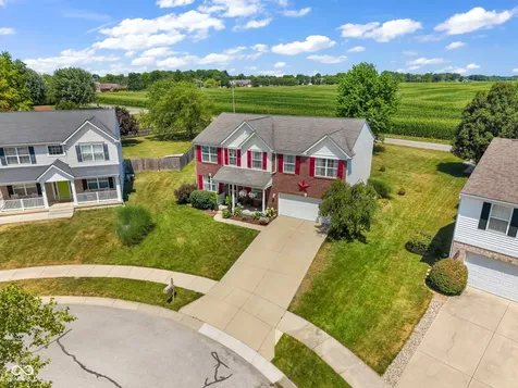 5044 Haywood Lane Plainfield IN 46168