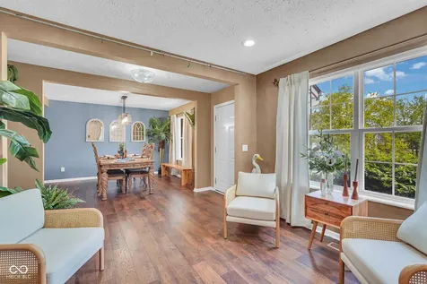 5044 Haywood Lane Plainfield IN 46168