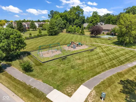 5044 Haywood Lane Plainfield IN 46168