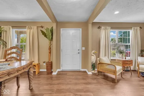 5044 Haywood Lane Plainfield IN 46168