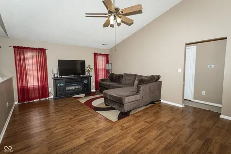 1782 Cold Spring Drive Brownsburg IN 46112
