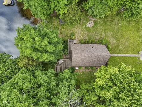 5801 Paradise Drive Martinsville IN 46151