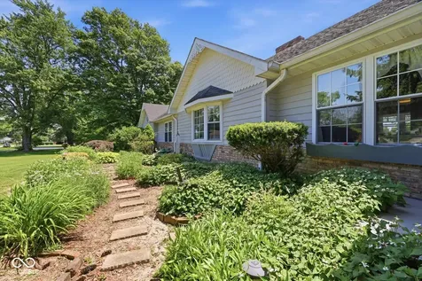 449 E Mckay Road Shelbyville IN 46176