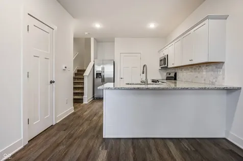 2910 Mac Pherson Avenue Indianapolis IN 46205